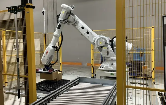 パレタイズ/デパレタイズロボット